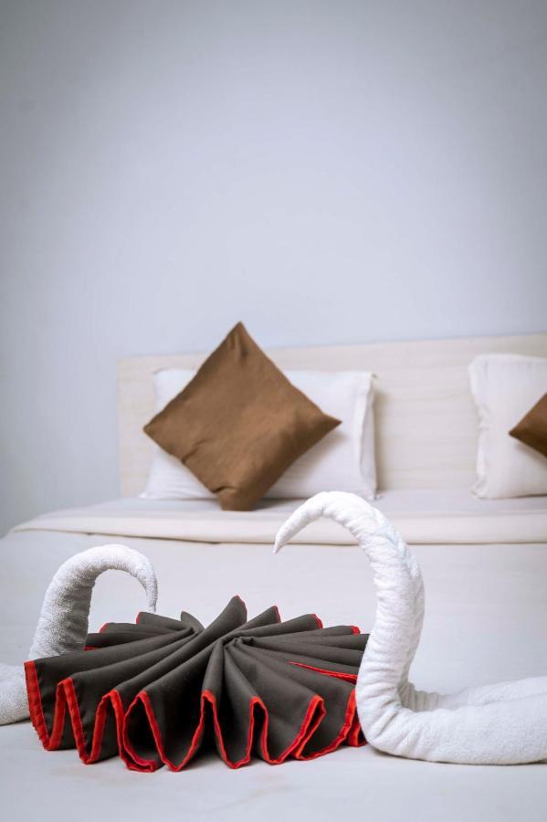 Gs Residency Hotel Guwahati Luaran gambar