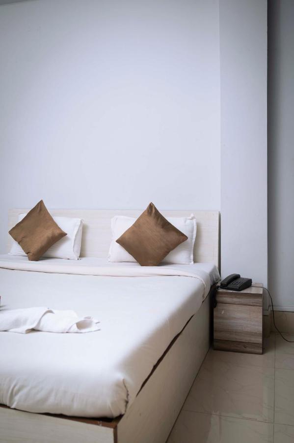 Gs Residency Hotel Guwahati Luaran gambar